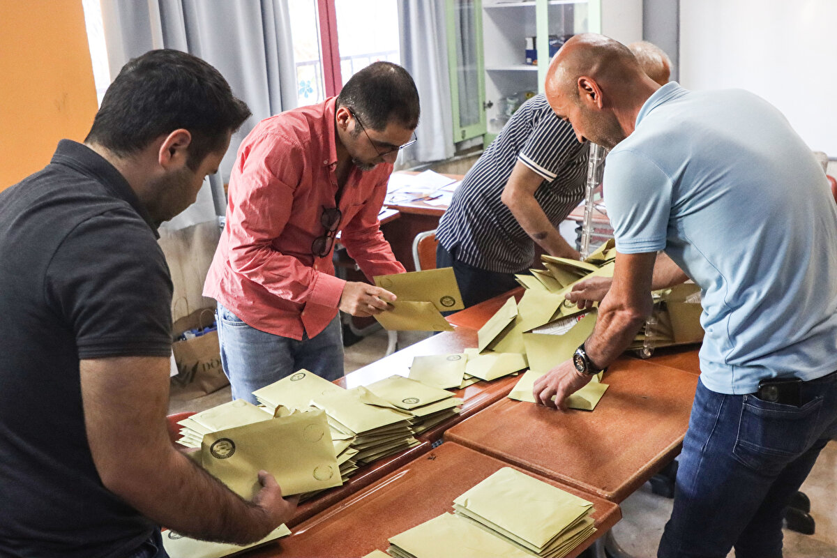 Cumhurbaşkanı Erdoğan`ın en çok oy aldığı 2`nci şehir Gümüşhane. Seçmen, yüzde 74,42 ile açık ara tercihini gösterdi.<br>