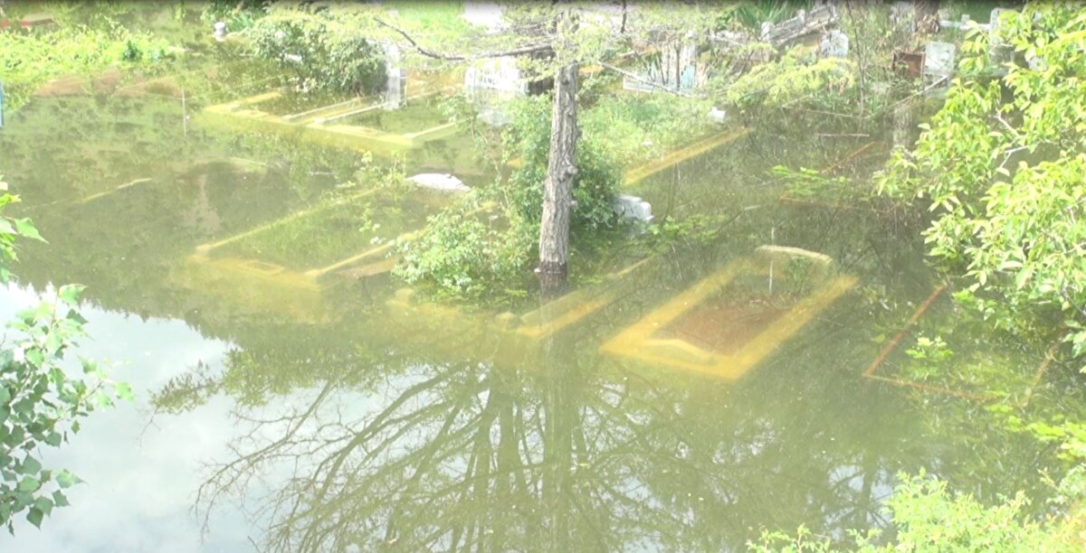 Suya gömülen mezarlığa 'nakil' talebi