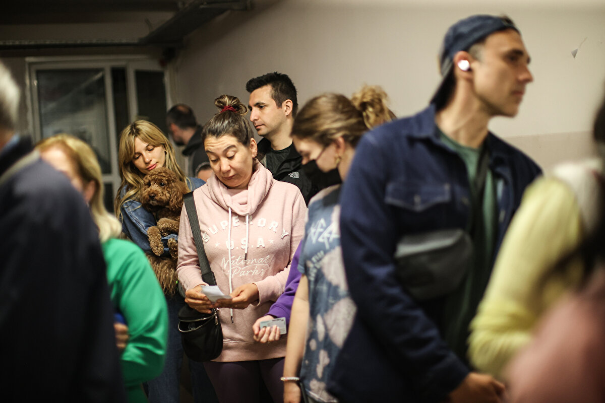 Ayrıca, görme engelliler bu seçimde de 14 Mayıs'ta uygulandığı gibi kendileri için hazırlanan şablonla oy verebilecek.<br><br>