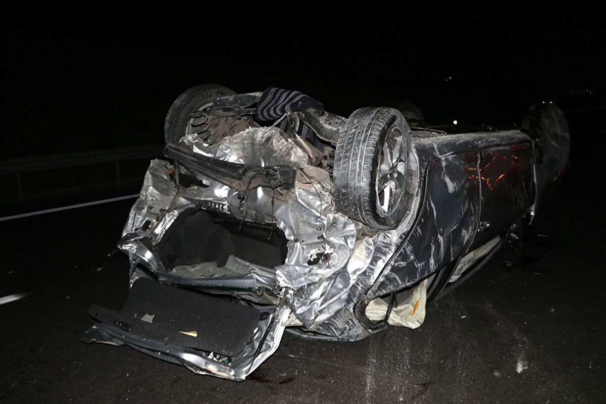 Kazayı görenler durumu polis ve sağlık ekiplerine bildirdi.