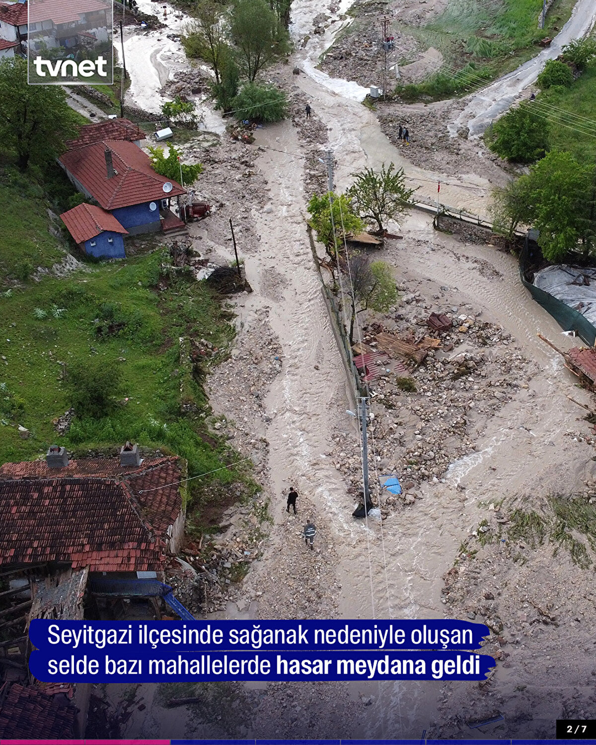 Seyitgazi ilçesinde sağanak nedeniyle oluşan selde bazı mahallelerde hasar meydana geldi