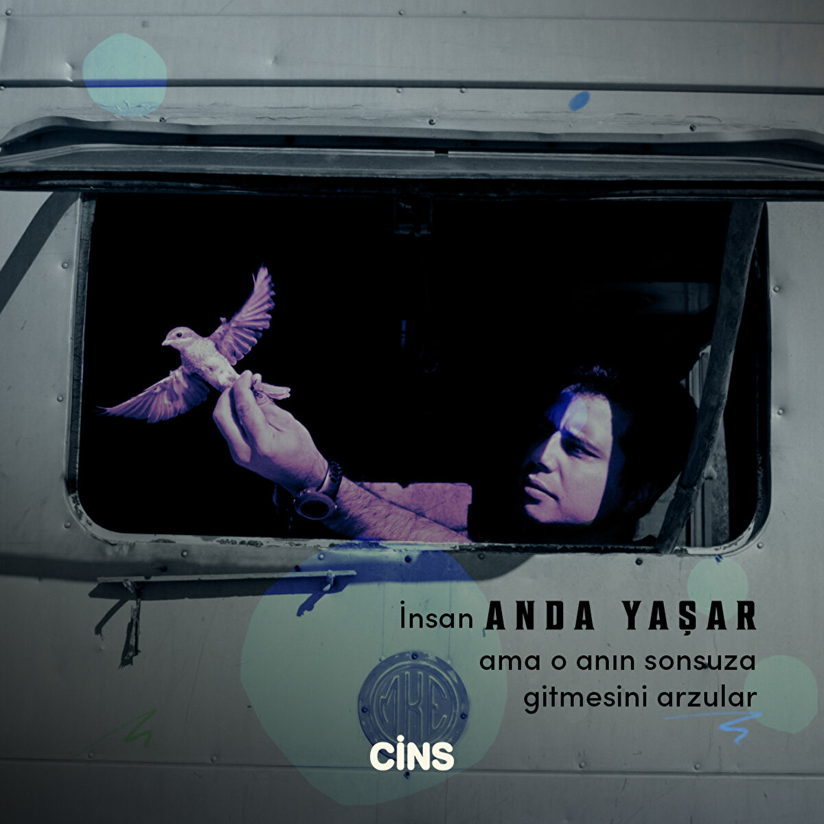 İnsan, anda yaşar ama o anın sonsuza gitmesini arzular