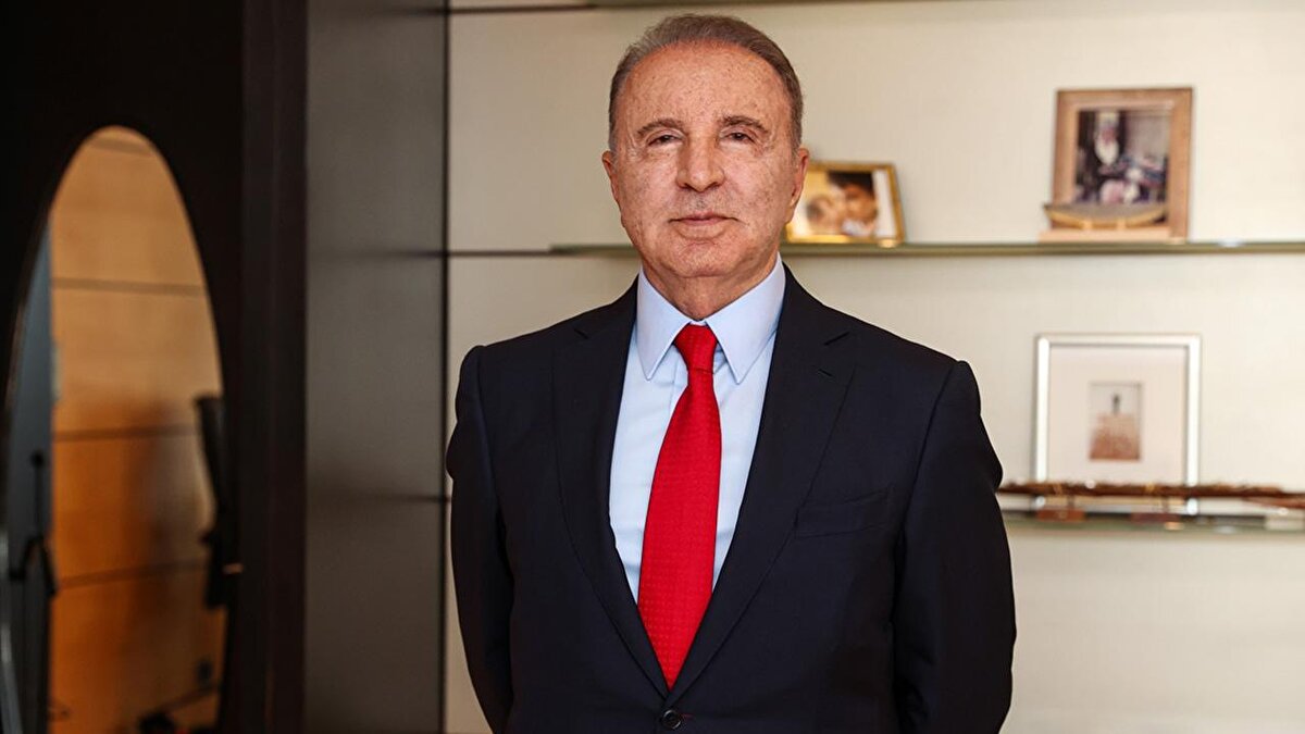 Ünal Aysal- Unit Investment- 925 milyon dolar<br><br>