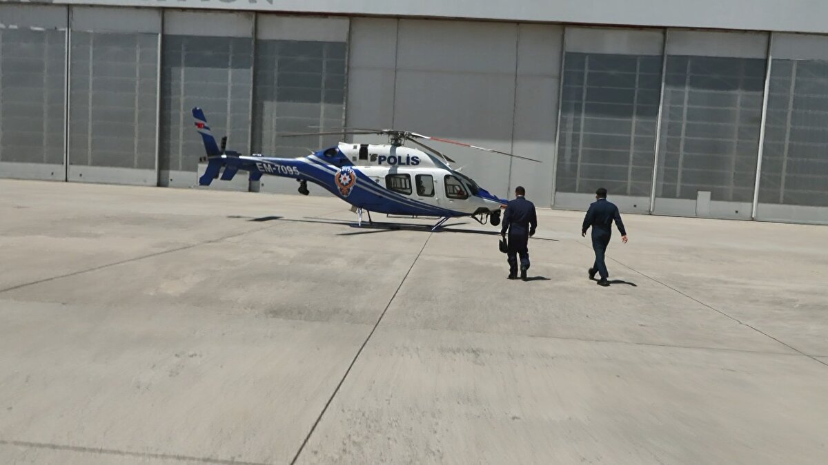 Fatih Sultan Mehmet Köprüsü ile TEM otoyolu, Ataşehir ile Çamlıca gişelere kadar olan bölgede gerçekleştirilen kontrollerde, kural ihlali yapan sürücüler polis helikopteriyle tespit edildi ardından da trafik ekiplerine bildirildi.<br><br>