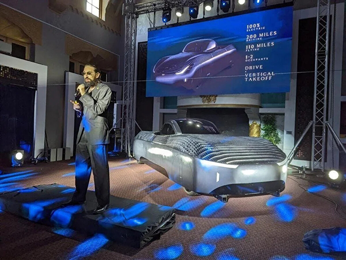 ABD Federal Havacılık İdaresi (FAA), karayolundan havaya geçiş yapabilen özel bir otomobilin üreticilerine yasal izin verdi.