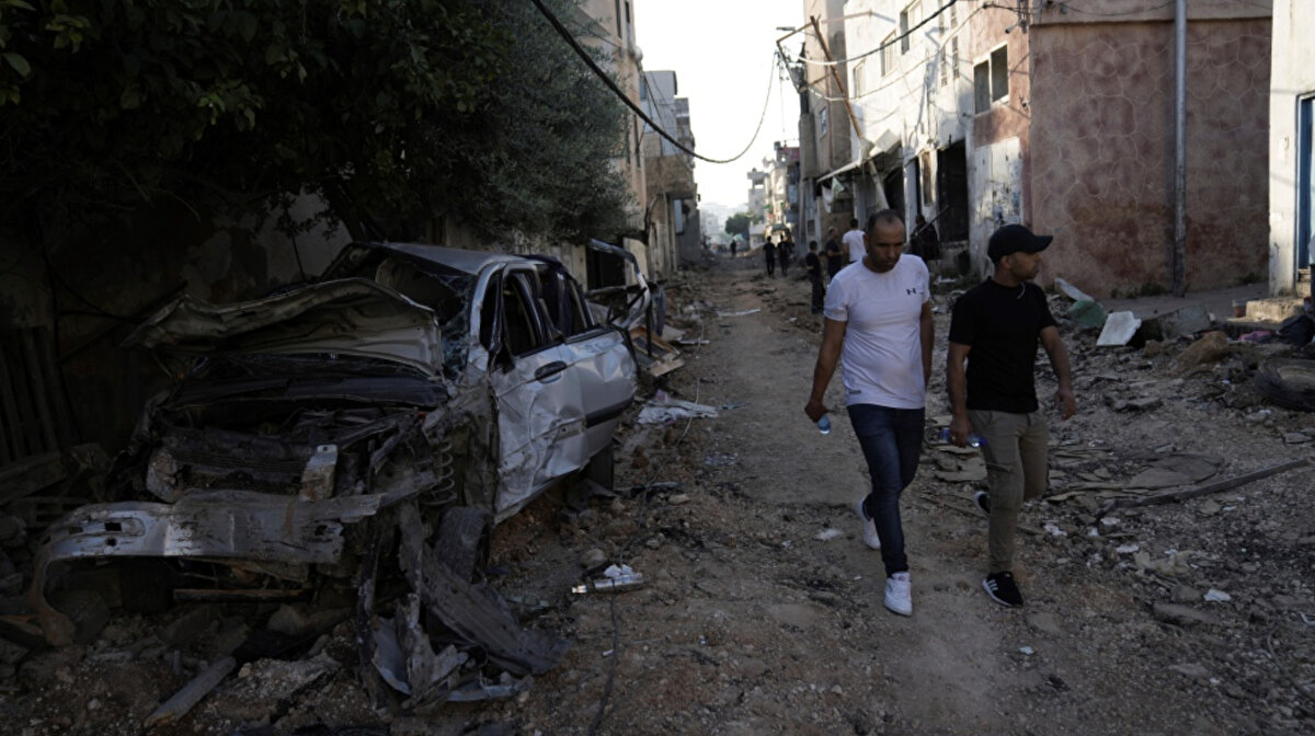 İsrail güçlerinin yaptıkları, savunmasız halkı göç etmeye zorladı.