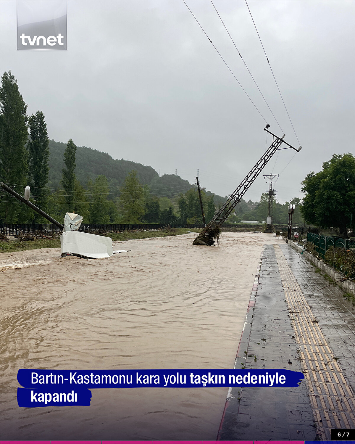 Bartın-Kastamonu kara yolu taşkın nedeniyle kapandı
