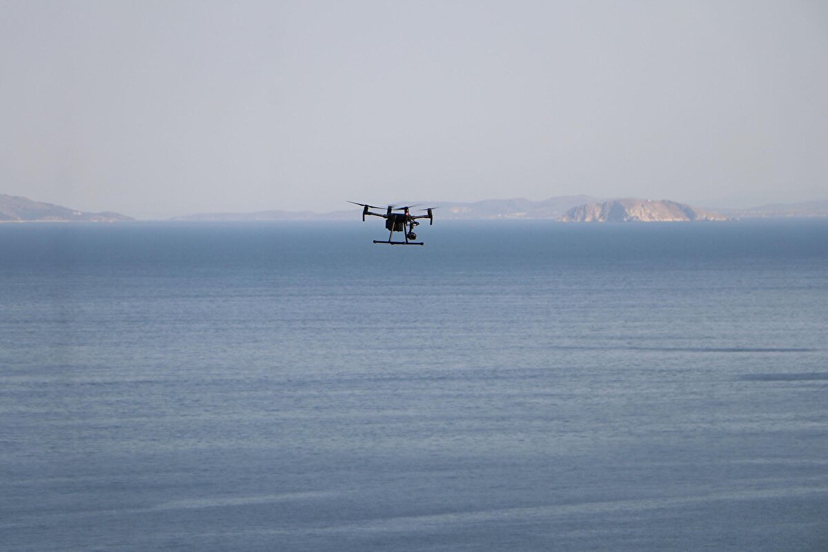 Otomobilin bugün denizden çıkarılacağı belirtilirken, jandarmanın olayla ilgili soruşturması sürüyor. 