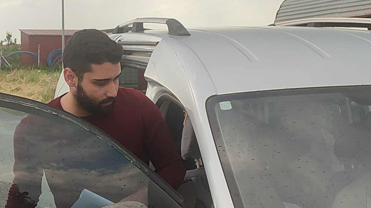 İZİNLİ TAHLİYE EDİLMİŞTİ<br>Yargıtay'ın onama kararı sonra Kadir Şeker, “Ceza ve Güvenlik Tedbirleri İnfazı Hakkında Kanun” kapsamında 1 Haziran 2023 tarihinde jandarma tarafından gözaltına alınarak cezaevine teslim edildi. Şeker, 8 Haziran günü açık cezaevine alındığı için koronavirüs nedeniyle 31 Temmuz’a kadar yeniden izinli olarak tahliye edildi.