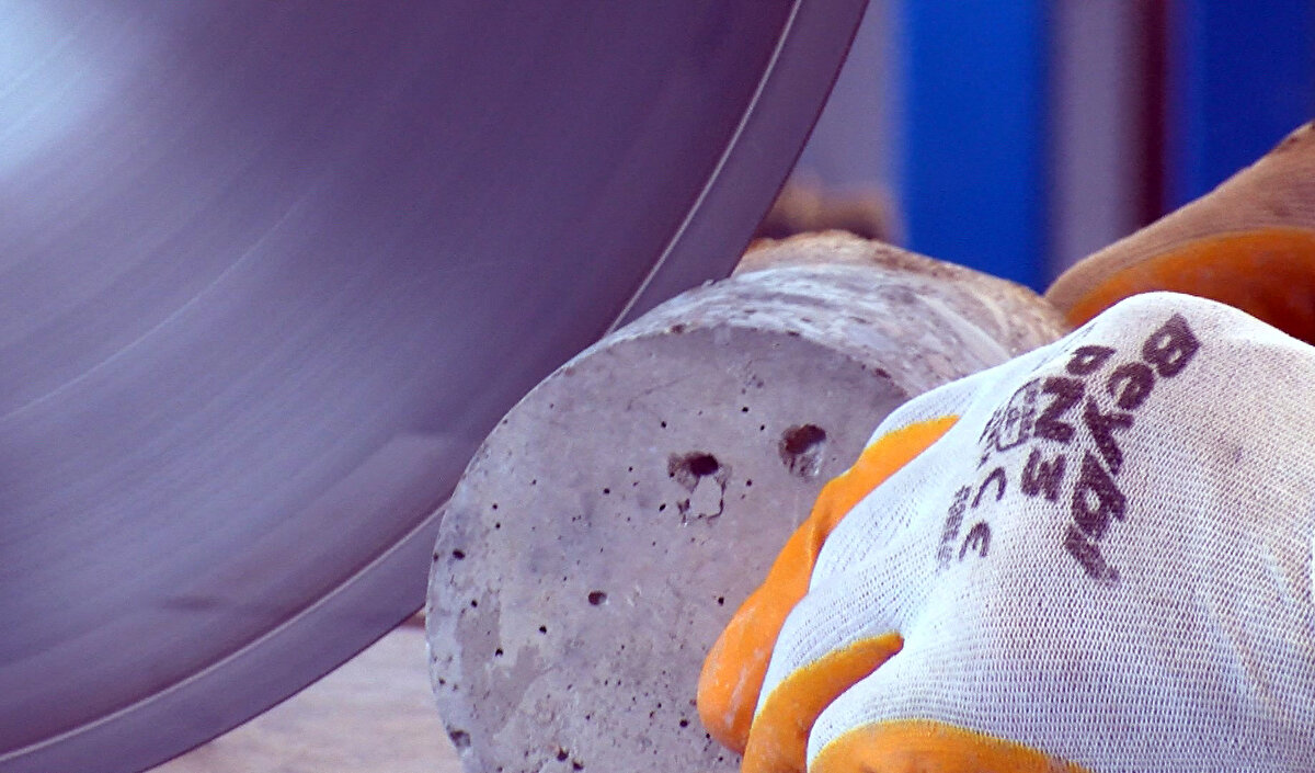 Depremden sonraki ilk 2 aylık süreçte, Bursa Uludağ Üniversitesi İnşaat Mühendisliği Bölümü'ne de 133 kişi karot testi yaptırmak için başvurdu. Ancak bu 133 kişiden hiçbirisi oturdukları binalarda inceleme yapılabilmesi için gerekli olan işlemleri tamamlamadı. Depremin ikinci ayından sonra müracaat eden de olmadı.<br>