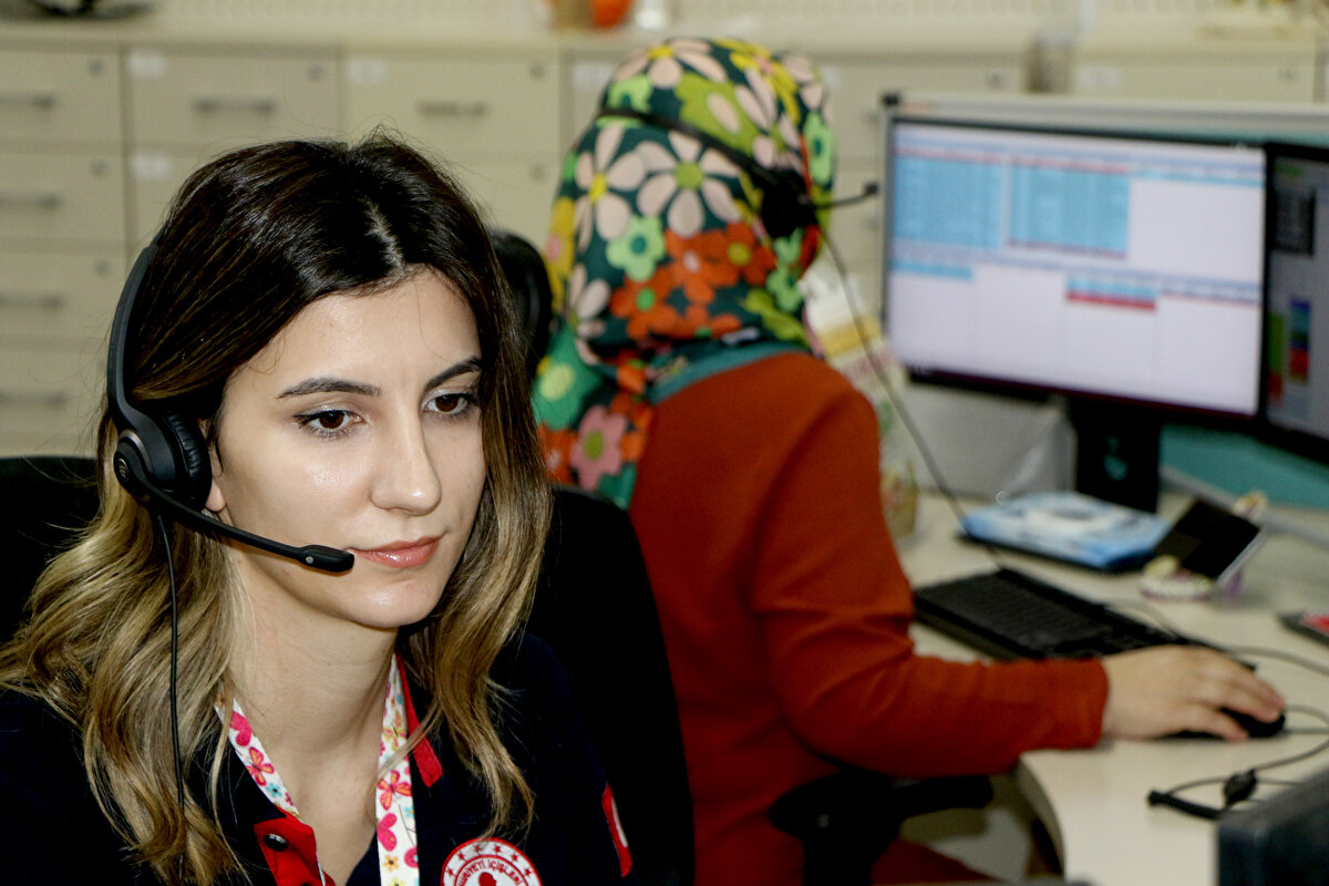 Gelen çağrıların yüzde 42,87'si asılsız çıktı. Hattı meşgul eden 50 kişiye toplamda 50 bin 708 lira idari para cezası uygulandı.