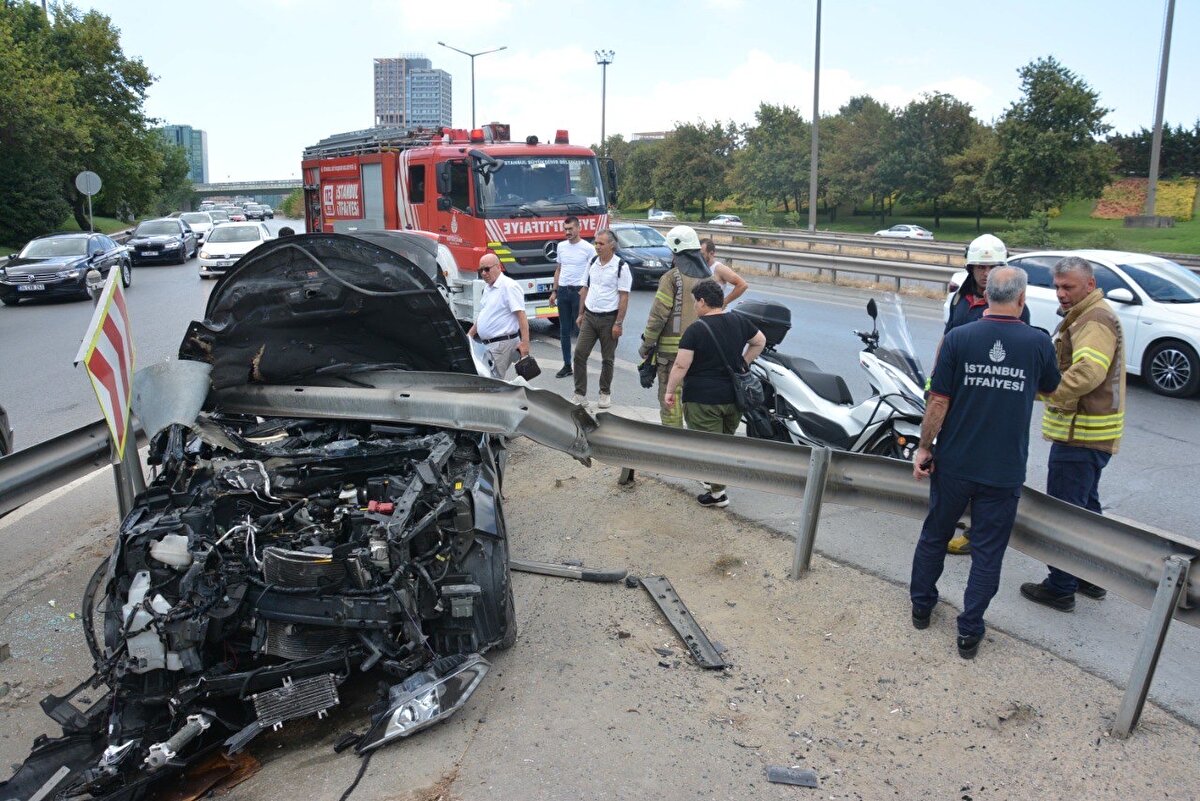 Olay yerine gelen ambulansla hastaneye kaldırılan kadının, sağlık durumunun iyi olduğu öğrenildi.