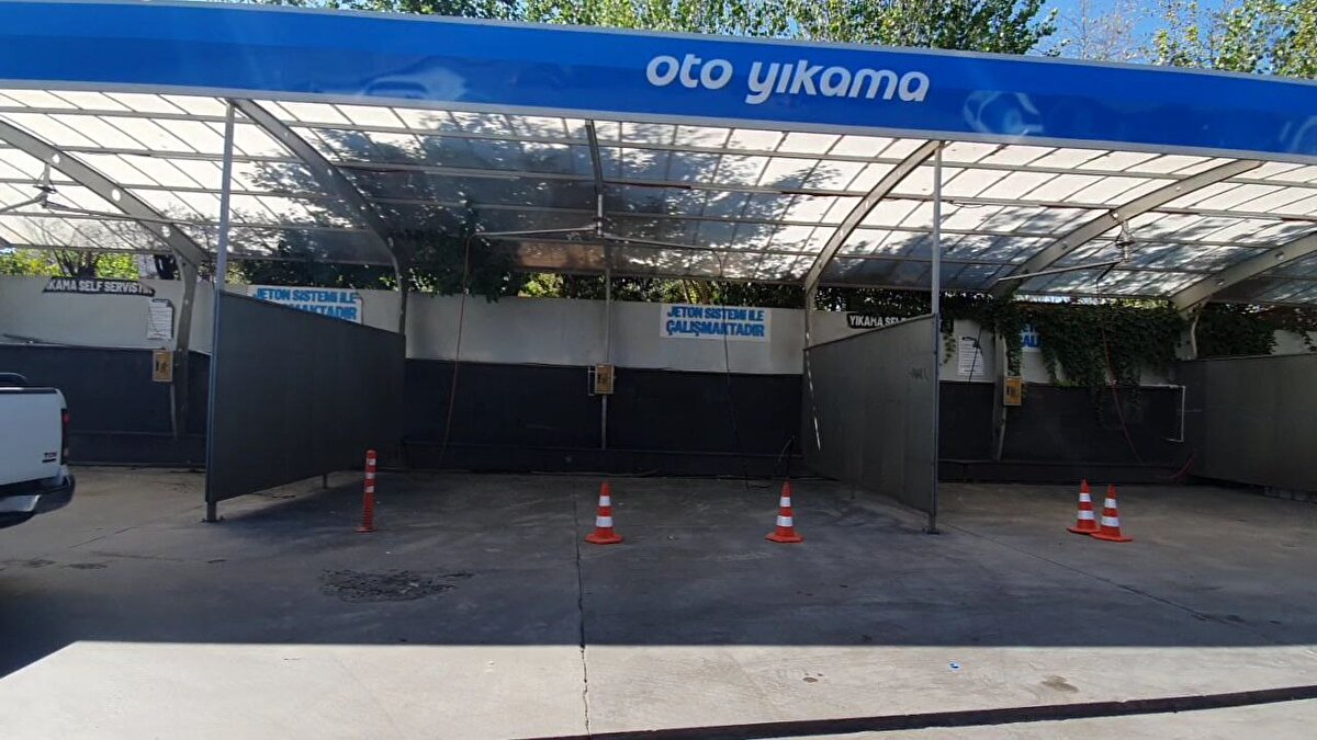 İçme suyu kesintilerinin önüne geçmek için 1-31 Ağustos tarihleri arasında iş yeri önü, kaldırım yıkama ve çevre sulamaları hortum ile yapılamayacak. 