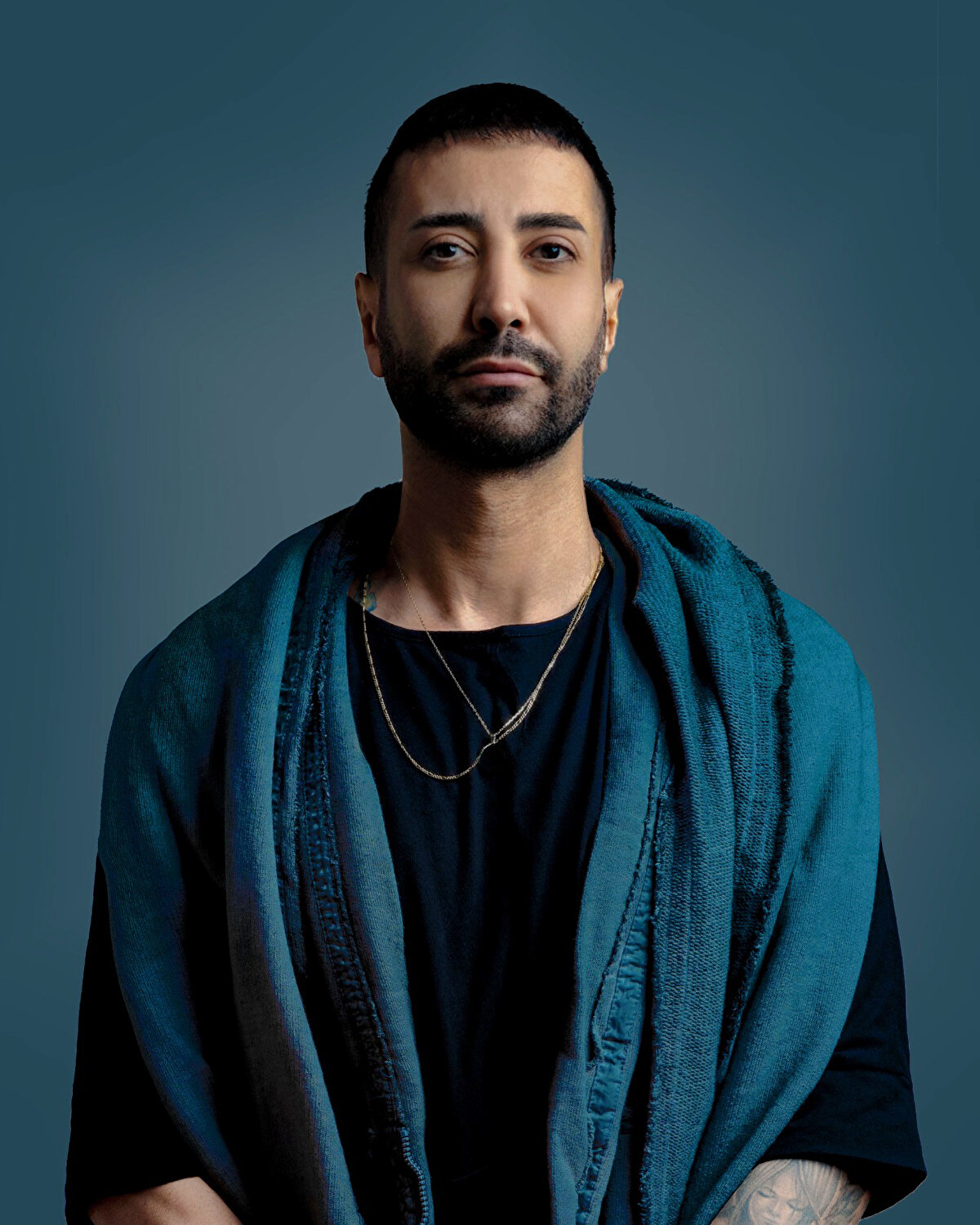 Kazayı görenlerin ihbarıyla polis, sağlık ekipleri ve itfaiye bölgeye sevk edildi.