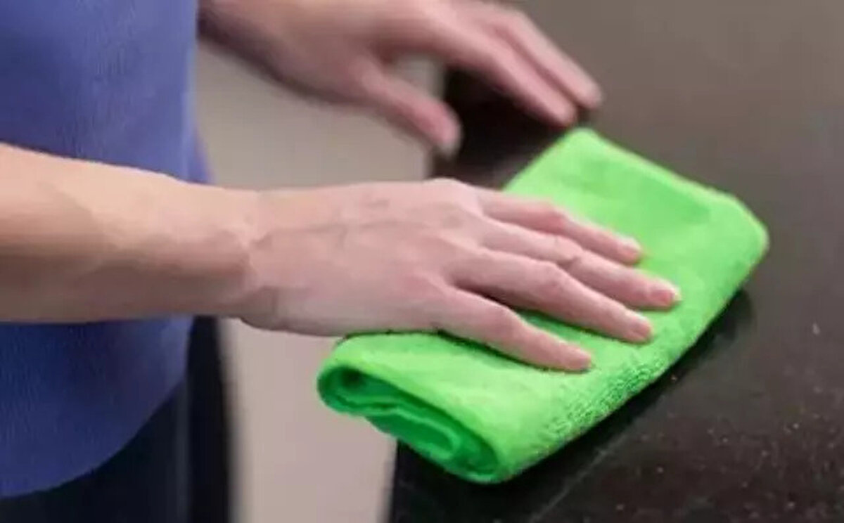 İsveç Bulaşık Bezleri:<br>Uzun ömürlüdür, çabuk kurur ve son derece dayanıklıdır.<br><br>Doğal Bulaşık Fırçaları:<br>Yumuşaktır ve tüm inatçı lekeleri çıkarır.<br><br>El Bezleri:<br>Yıkanabilir, tekrar kullanılabilir ve dezenfekte edilebilir.<br><br>Bambu bezler:<br>Güçlü, emici ve önemli ölçüde çevre dostudurlar.