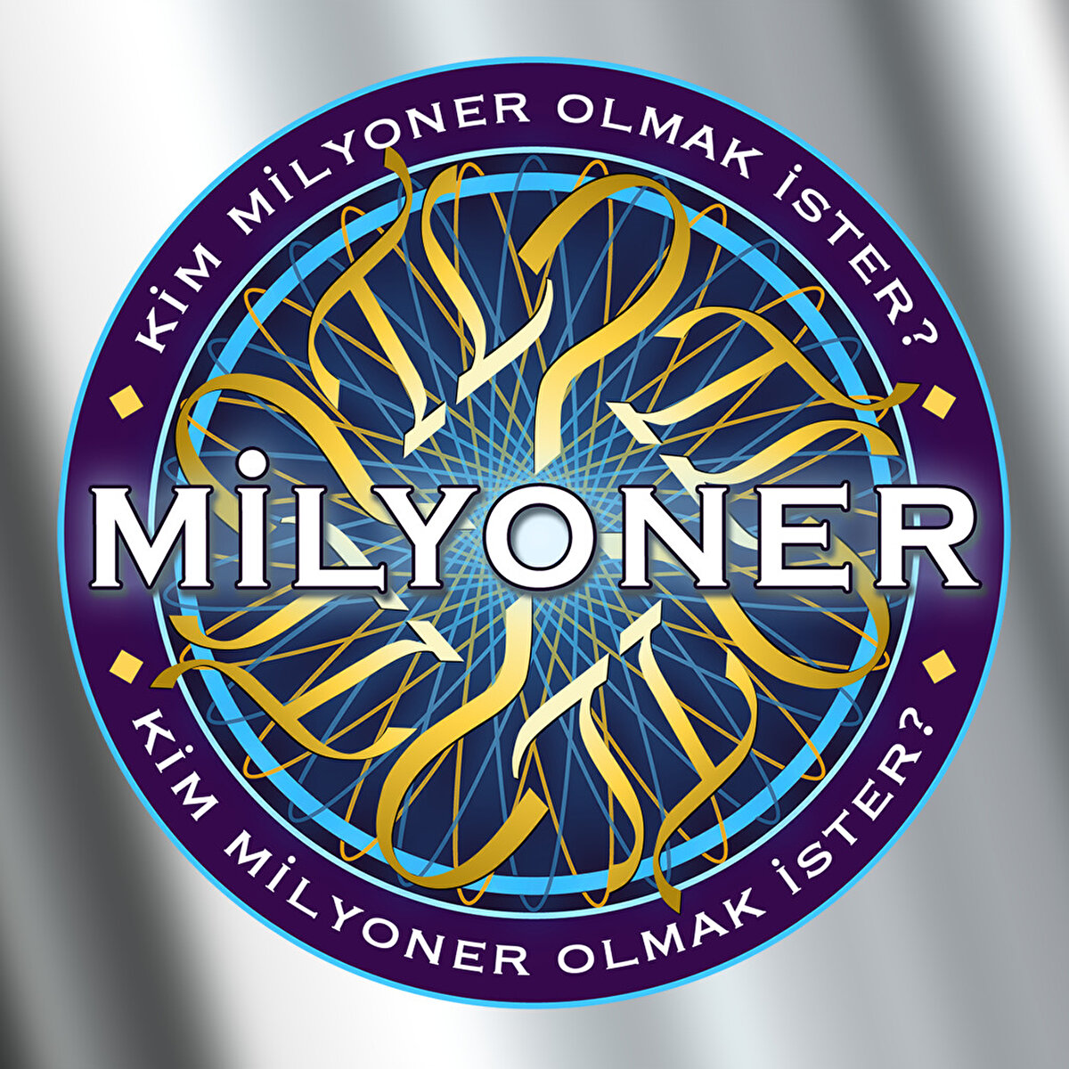 Yeni yarışmada, eski yarışmadan farklı olarak bir adet "sesli soru" sorulmaktadır. Yarışmacı öncelikle ses kaydını dinler ve ses kaydı ile ilgili olarak sorulan soruyu yanıtlamaya çalışır. Sesli soru, 2. baraj sorusu olarak kabul edilen 7. soru dahil olmak üzere ilk 7 soruluk bölümde sorulmaktadır.<br><br>