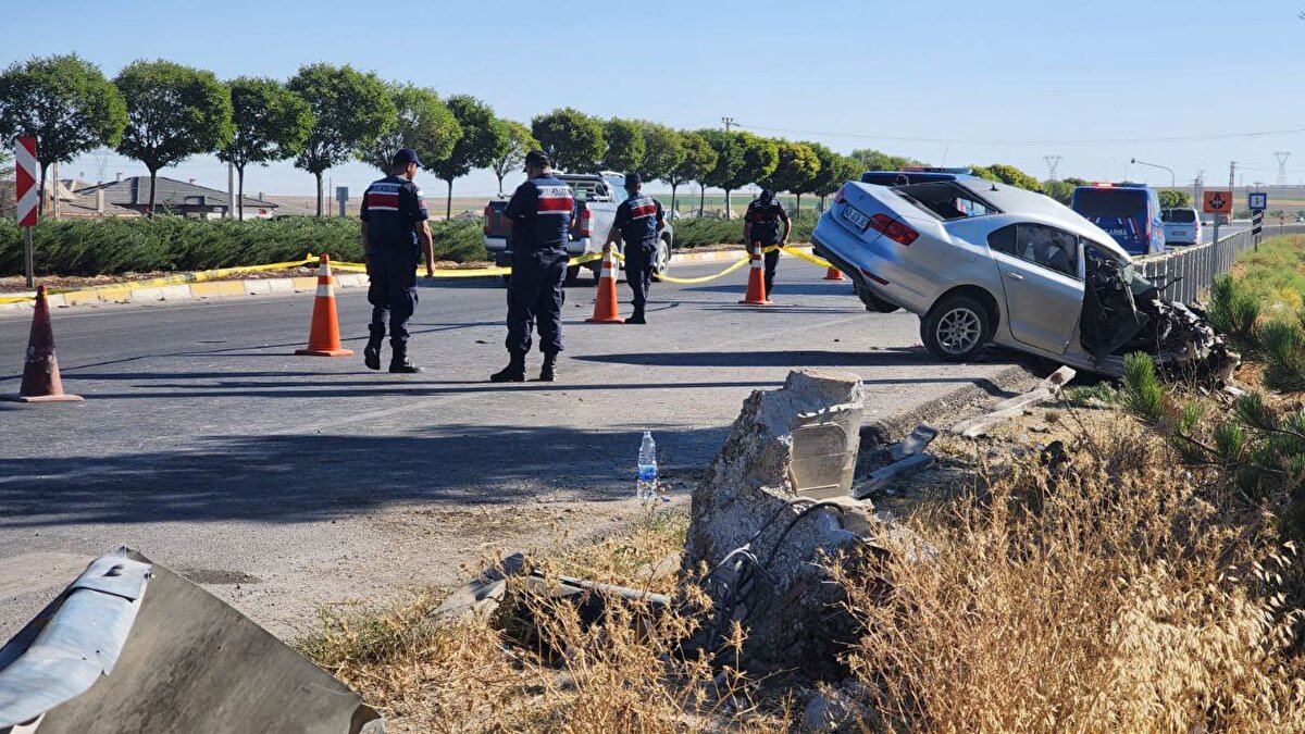 Aambulansla Aksaray Eğitim ve Araştırma Hastanesi'ne kaldırılan Dağlı, yapılan tüm müdahaleye rağmen kurtarılamadı.<br>