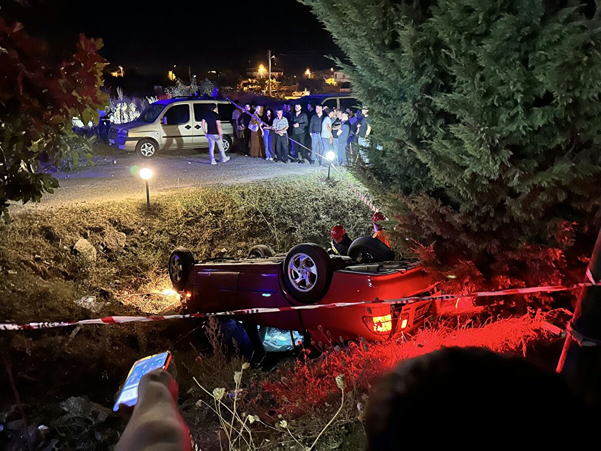 Hayatını kaybeden sürücü Burak Korkmaz’ın yakınları olay yerinde sinir krizi geçirirken kaza ile ilgili soruşturma başlatıldığı bildirildi.<br><br>