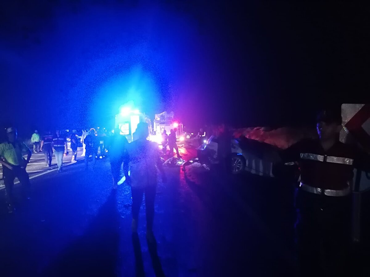 Haber verilmesinin ardından olay yerine polis, jandarma ve sağlık ekibi sevk edildi.<br><br>