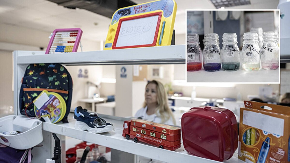 Ticaret Bakanlığı, çocukların korunması hedefiyle Türkiye'nin dört bir yanından getirilen ürün numunelerini İstanbul'daki yetkili Ekoteks Labaratuvarı'nda inceleterek çıkan sonuçları "Güvensiz Ürün Bilgi Sistemi" aracılığıyla tüketici ile paylaşıyor.