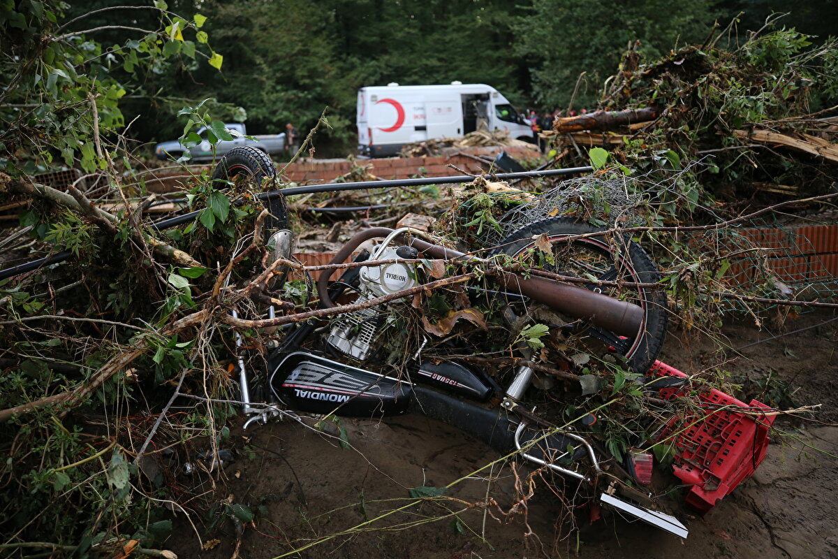 Bu sabah da ormanlık alanda bir yetişkin erkek cesedi bulunmuştu.<br><br>