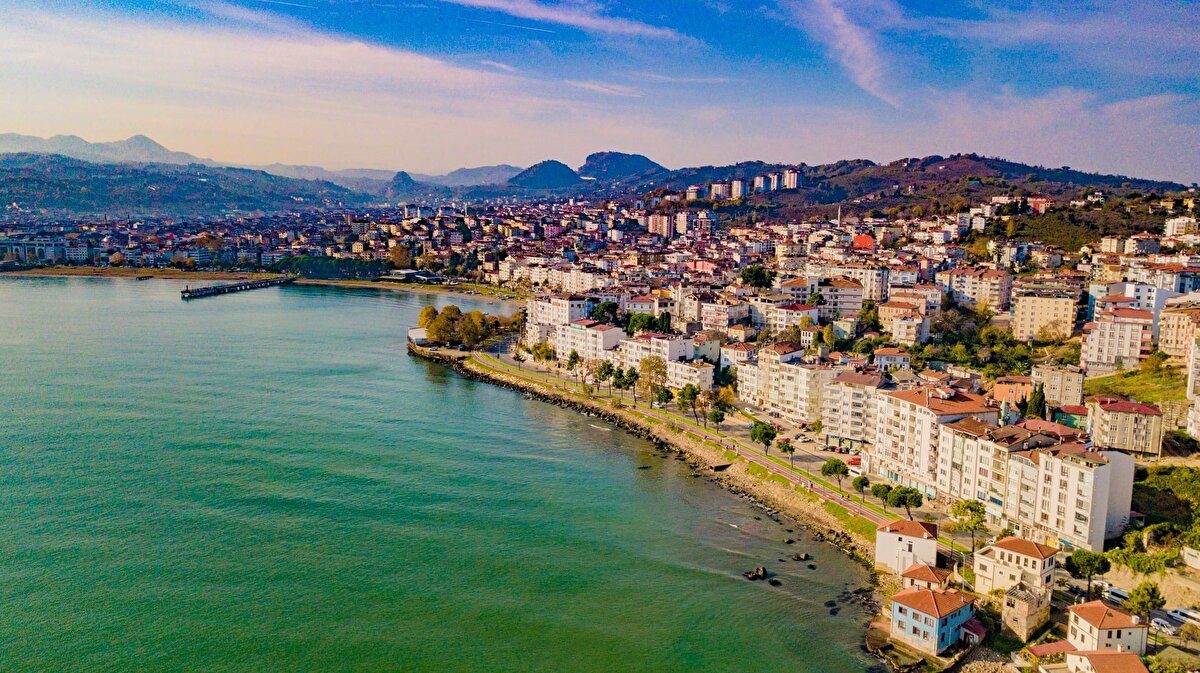 Ünye, Ordu <br>Nüfus: 130.692 kişi