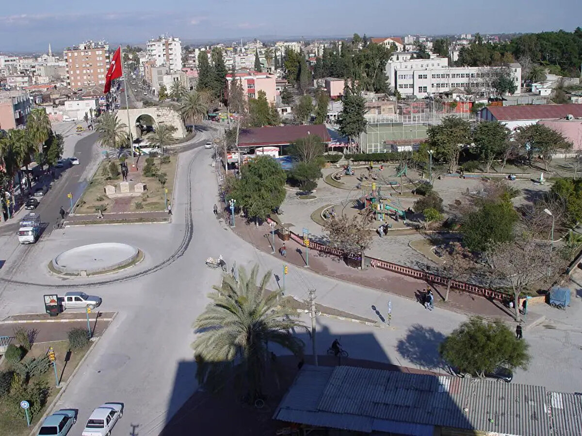 Tarsus, Mersin <br>Nüfus: 347.314 kişi