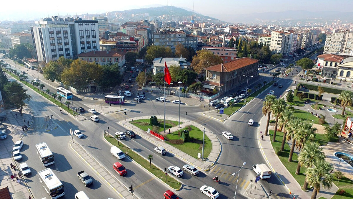 Balıkesir<br>2020 nüfusu 1 milyon 240 bin 285 kişi. Geçen yıla göre 11 bin 665 kişi arttı.