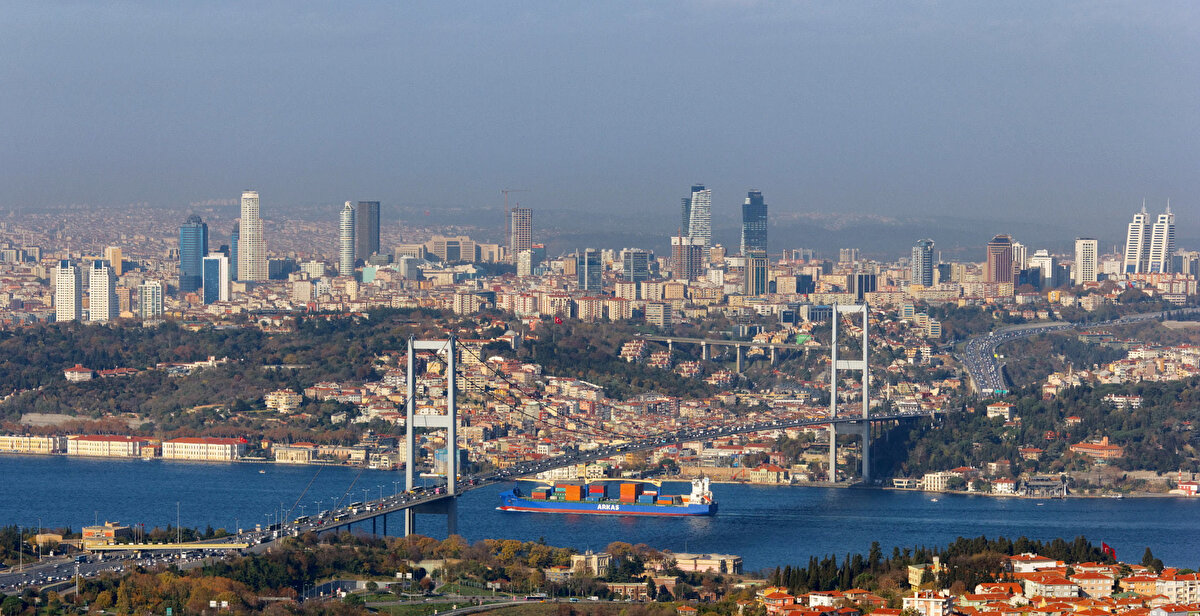 İstanbul<br>2020 nüfusu 15 milyon 462 bin 452 kişi. Geçen yıla göre 56 bin 815 kişi azaldı.