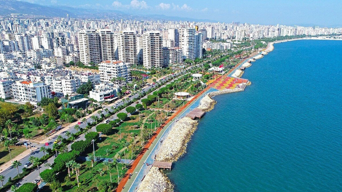 Mersin<br>2020 nüfusu 1 milyon 868 bin 757 kişi. Geçen yıla göre 28 bin 332 kişi arttı