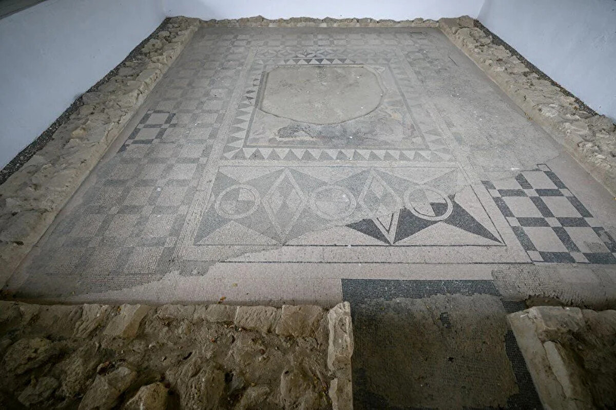 Gordion'un Dünya Mirası Listesi'ne kaydolmasını kutlamak amacıyla UNESCO Türkiye Daimi Temsilciliği ve Türkiye'nin UNESCO Daimi Temsilcisi Aybet'in ev sahipliğinde Riyad'da dün bir yan etkinlik de düzenlendi.<br><br>