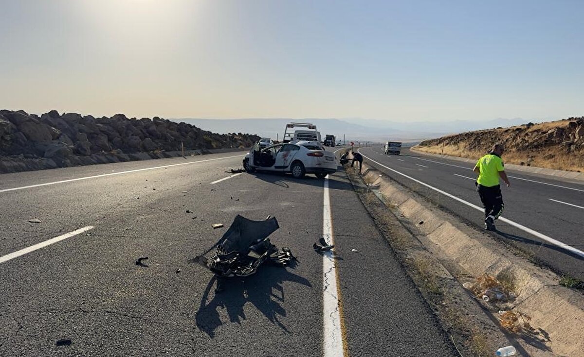 İhbarla olay yerine sağlık, jandarma ve polis ekipleri sevk edildi.