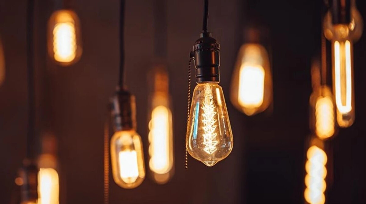 Bahçelievler<br><br>İSTANBUL BAHÇELİEVLER ilçe MERKEZ-YENİBOSNA MERKEZ mah ORUÇ REİS, PROF.DR.M.NEVZAT PİSAK sk bölgelerinde 25092023 09:00:00 - 25092023 15:00:00 saatleri arasında Bakım Çalışması-Önleyici Bakım Sebebi ile İş Sağlığı ve Güvenliği’ni de gözeterek elektrik kesintisi yapılacaktır.<br><br>Başakşehir<br><br>İSTANBUL BAŞAKŞEHİR ilçe -KAYABAŞI mah sk bölgelerinde 25092023 00:01:00 - 25092023 06:01:00 saatleri arasında Bakım Çalışması-Kapsamlı TM Bakımı Sebebi ile İş Sağlığı ve Güvenliği’ni de gözeterek elektrik kesintisi yapılacaktır.