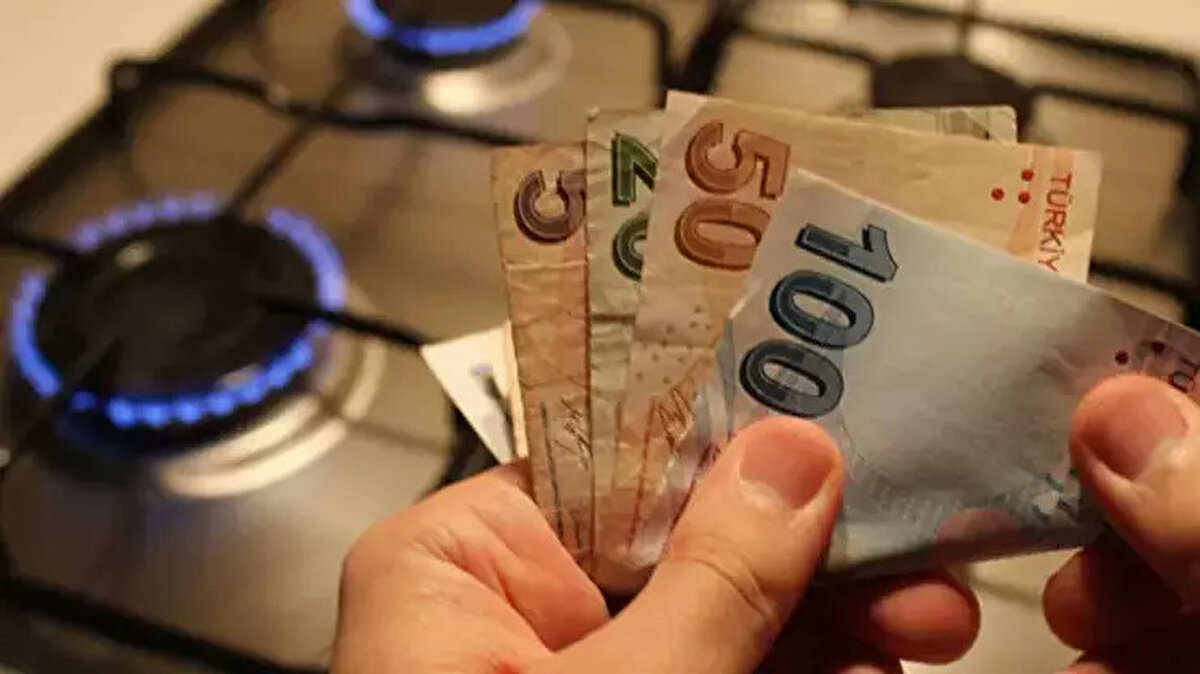 Nisan ayında tüm doğal gaz ödemeleri devlet tarafından karşılandı. İlkbahar ve yaz aylarında ise doğal gaz tüketimleri düşen milyonlar, faturası ödemedi. O tarihten bugüne kadar toplam 3.2 milyar metreküplük doğal gaz bedeli hazine tarafından karşılanırken, yapılan toplam destek miktarı 16 milyar TL'yi buldu. 