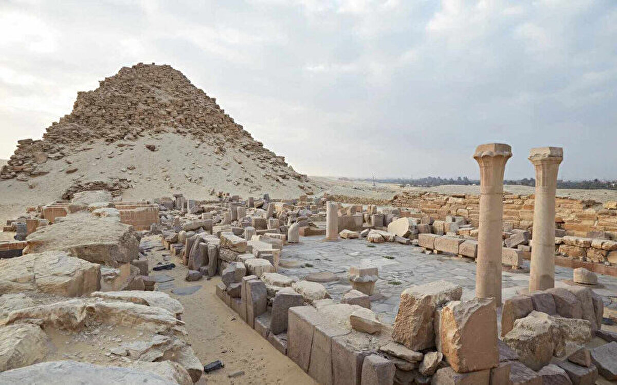 Dr Mohamed Ismail Khaled liderliğindeki ekip, "Bu çığır açan proje, Sahura piramidinin ve onun tarihsel öneminin anlaşılmasında önemli bir kilometre taşını temsil ediyor" dedi.