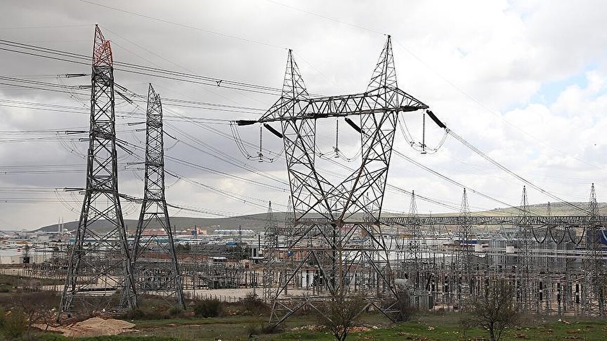 BEYLİKDÜZÜ<br><br>NO: 35118512<br><br>İSTANBUL BEYLİKDÜZÜ ilce MERKEZ-KAVAKLI mah AYAZMA, HUNTÜRK, OKUMUŞ, ÇETİK, İSTANBUL sk SAHİL mah SEREN sk bölgelerinde 24102023 09:00:00 - 24102023 17:00:00 saatleri arasında Bakım Çalışması-Kapsamlı Havai Hat Bakımı Sebebi ile İş Sağlığı ve Güvenliği’ni de gözeterek elektrik kesintisi yapılacaktır.<br><br>NO: 35117166<br><br>İSTANBUL BEYLİKDÜZÜ ilce -GÜRPINAR mah sk bölgelerinde 24102023 09:00:00 - 24102023 17:00:00 saatleri arasında AboneŞube Bağlantısı Sebebi ile İş Sağlığı ve Güvenliği’ni de gözeterek elektrik kesintisi yapılacaktır.<br><br>NO: 35117162<br><br>İSTANBUL BEYLİKDÜZÜ ilce MERKEZ-ADNAN KAHVECİ mah AVRUPA sk DEREAĞZI mah KARACAOĞLAN sk GÜRPINAR mah ADNAN MENDERES, AHMET HAŞİM, BERBER, BOZKIR, DOĞA, DURUSU, ERBERK, ESEN, FIRIN, GÖRGÜ, GÜRPINAR, KEZBAN, MALİK AĞA, MÜMİN AĞA, PAZAR, TAHİR AĞA, YAREN, ZARİF, İNÖNÜ sk BÜYÜKÇEKMECE ilce MERKEZ-PINARTEPE mah AKDENİZ 1, ANA AYŞE, ATATÜRK 4, BARAN, DÜLGER, FULYA 3, NARGİLE, UMUT 2, ÇELEBİ, ŞEHİT CELAL MADENDERE, ŞİRİN 1 sk bölgelerinde 24102023 09:00:00 - 24102023 17:00:00 saatleri arasında AboneŞube Bağlantısı Sebebi ile İş Sağlığı ve Güvenliği’ni de gözeterek elektrik kesintisi yapılacaktır.