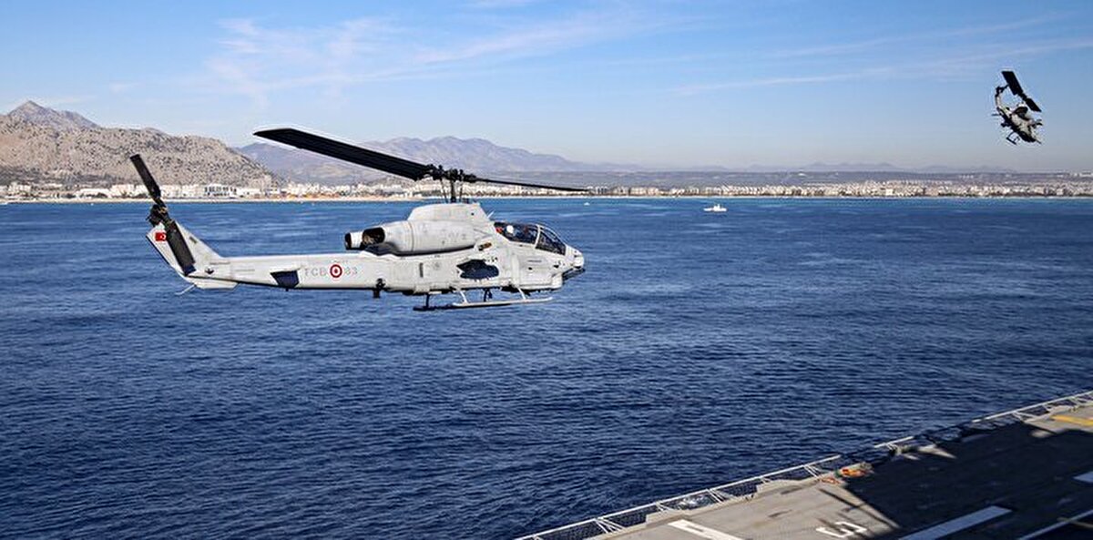 8 ülkeden askeri personel, gemi ve gözlemcilerin katıldığı 'Doğu Akdeniz-2023 Tatbikatı' Antalya Körfezi'nde devam ediyor.