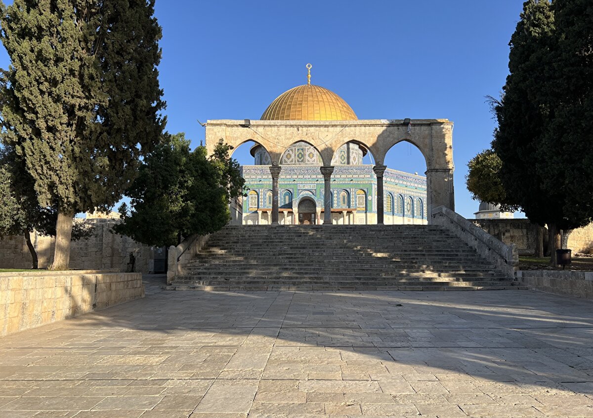 Kimsesiz bırakılan Mescid-i Aksâ'dan fotoğraflar...