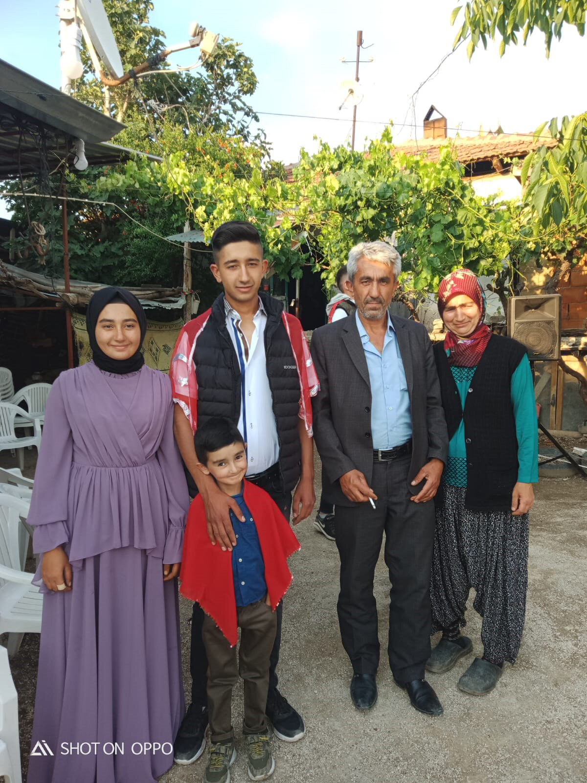 O an kızının telefonunun şarjının bittiğini düşünen baba Uysal, “‘Sonra arar’ dedim. Oysa kızım ölmüş de haberim yokmuş.” dedi.