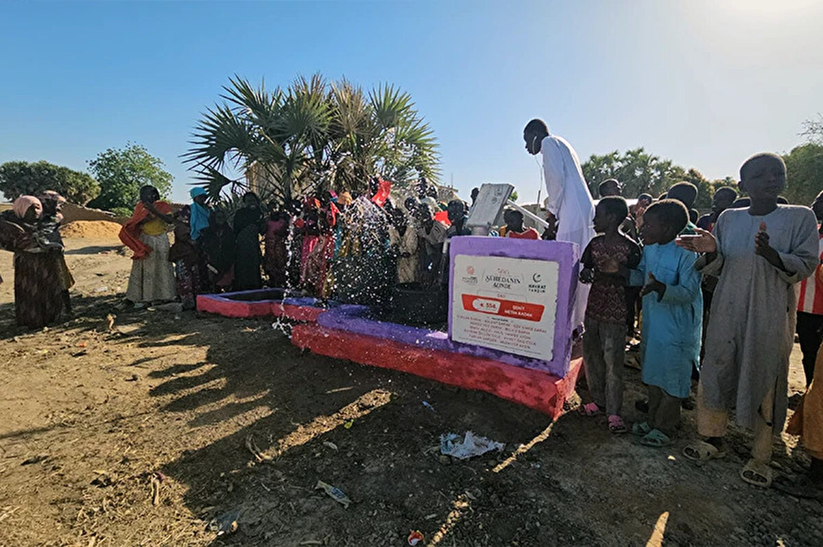 Şimdi ise proje hedeflerini 1000 yeni kuyuya çıkartarak, daha fazla şehidimizin adı bu hayırlı hizmetlerle anılsın diye ikinci yolculuklarına başlıyorlar.