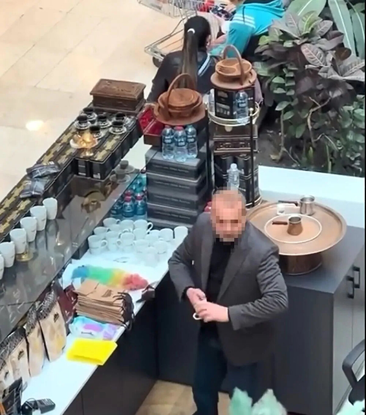 Tepki toplayan görüntüler üzerine Edirne Belediyesi Zabıta Müdürlüğü ekipleri, harekete geçti. İş yerine giden Veteriner İşleri Müdürlüğü'ne bağlı iş yeri denetim birimi ve zabıta ekipleri, işletmenin çalışma ruhsatının olmadığını tespit etti.