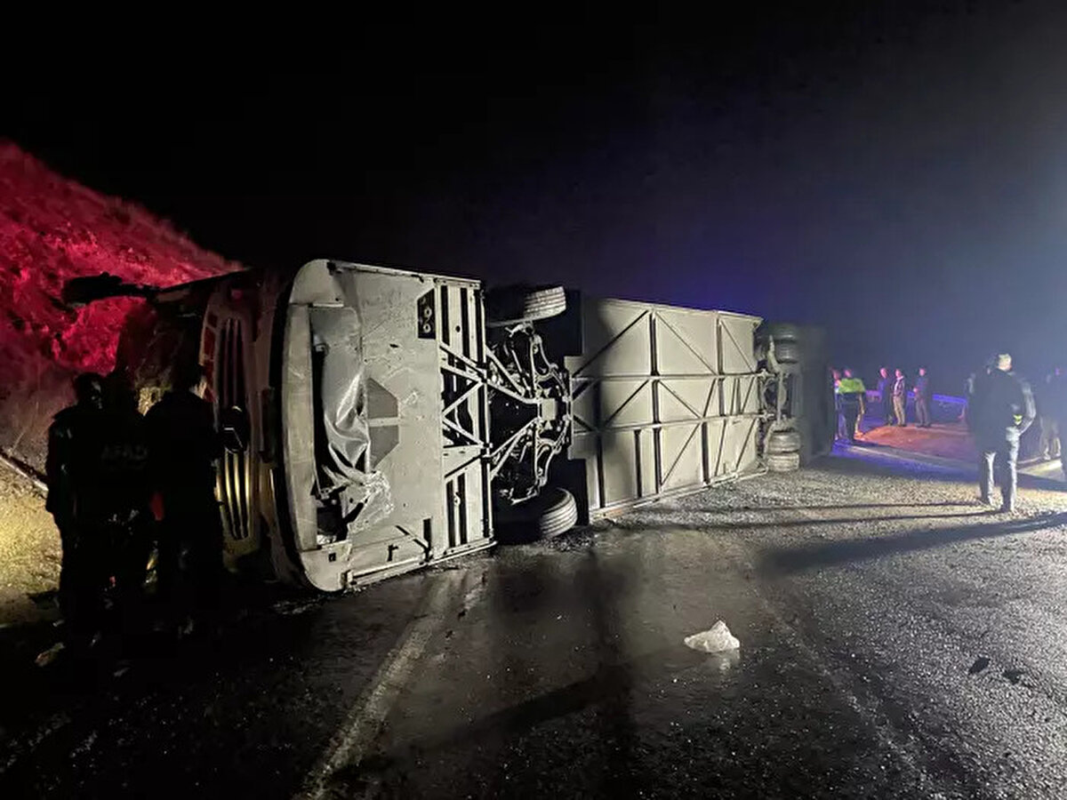 Yozgat Valisi Mehmet Ali Özkan, ağır yaralanan vatandaşlardan 1'inin hayatını kaybettiğini duyurdu.