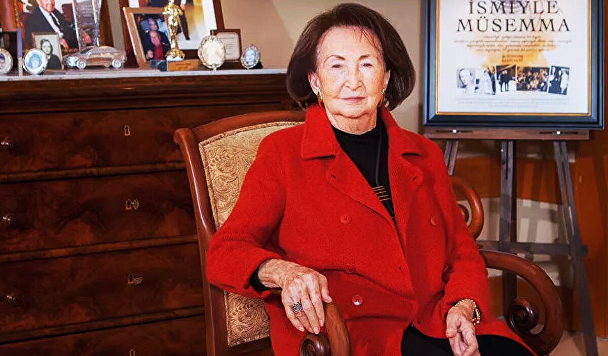 Murat Ülker’i, 3.2 milyar dolar servetiyle Semahat Sevim Arsel takip etti.