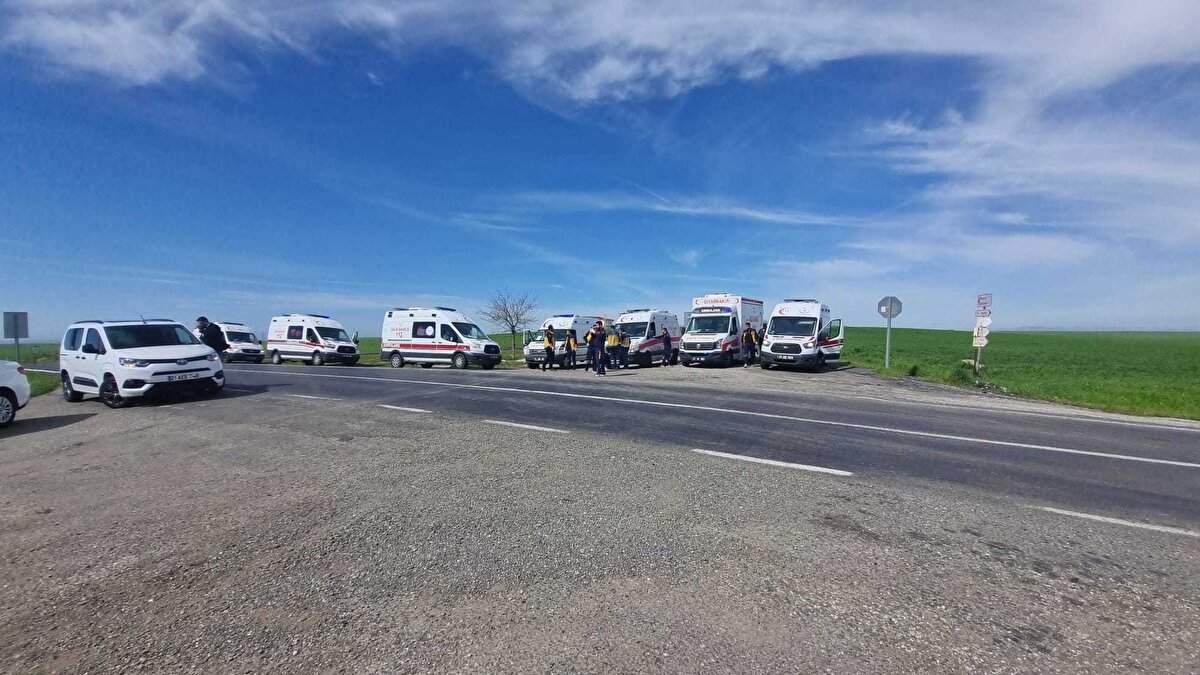 İhbar üzerine olay yerine jandarma ve 112 Acil Sağlık ekipleri sevk edildi.