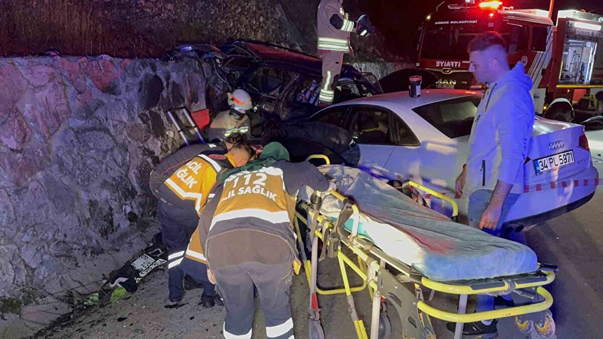 Kazada,  otomobilde bulunan Zehra Bülbül yaşamını yitirirken, aynı araçta sıkışan Beyzanur Bülbül ise itfaiye ekipleri tarafından bulunduğu yerden kurtarıldı.