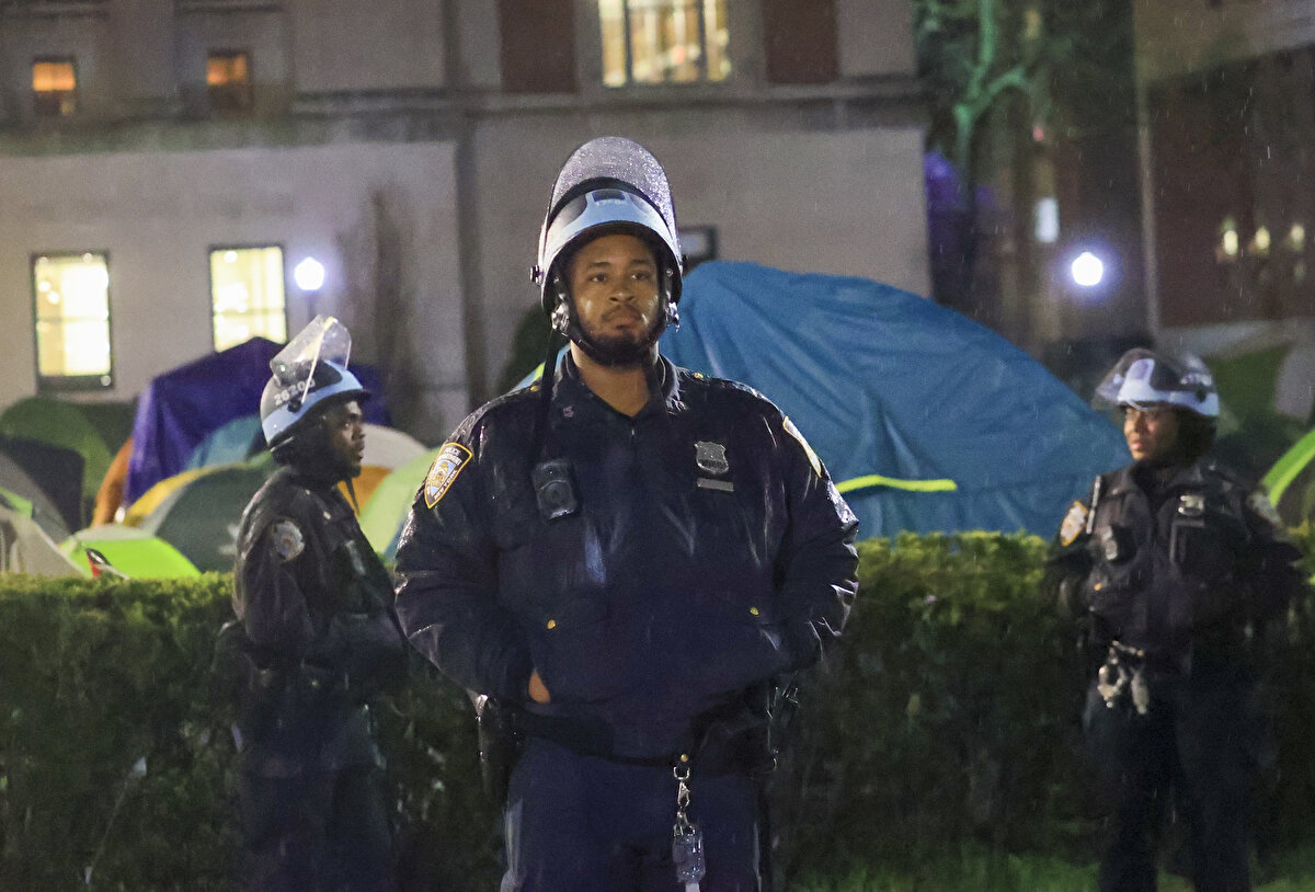 ABD'nin Columbia Üniversitesindeki Gazze Dayanışma Kampı polisin müdahalesiyle dağıtıldı