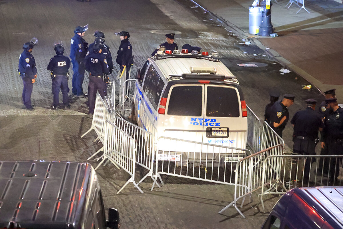 ABD'nin Columbia Üniversitesindeki Gazze Dayanışma Kampı polisin müdahalesiyle dağıtıldı