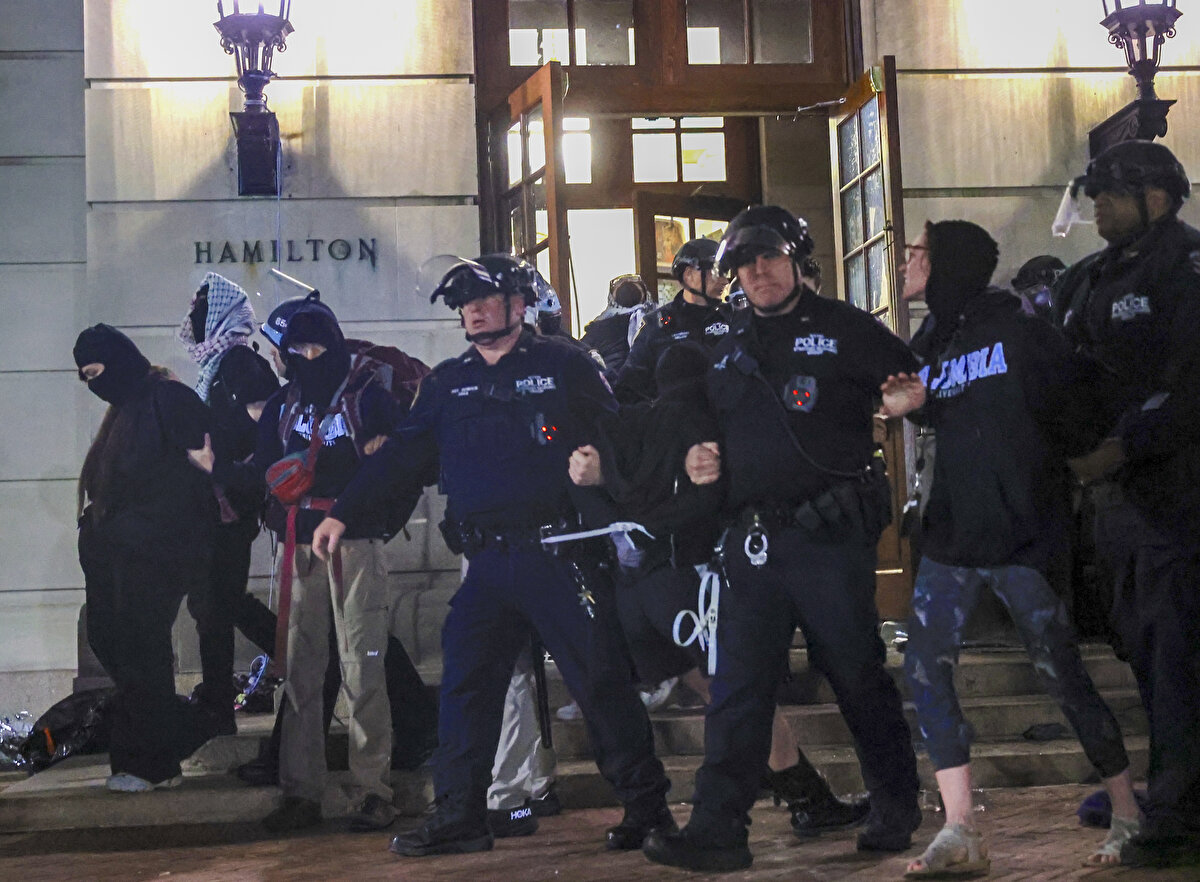 ABD'nin Columbia Üniversitesindeki Gazze Dayanışma Kampı polisin müdahalesiyle dağıtıldı