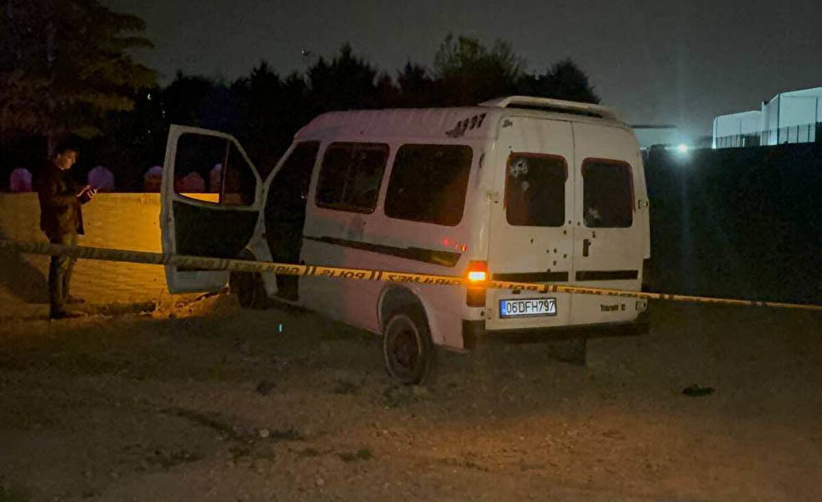  Polis ekipleri, saldırıyı gerçekleştiren kişi ya da kişilerin yakalanması için çalışma başlattı.