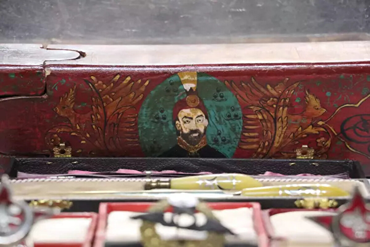 Ekiplerin çalışmalarında, Çankaya ilçesinde belirlenen 1 ev ve iş yerine operasyon düzenlendi.